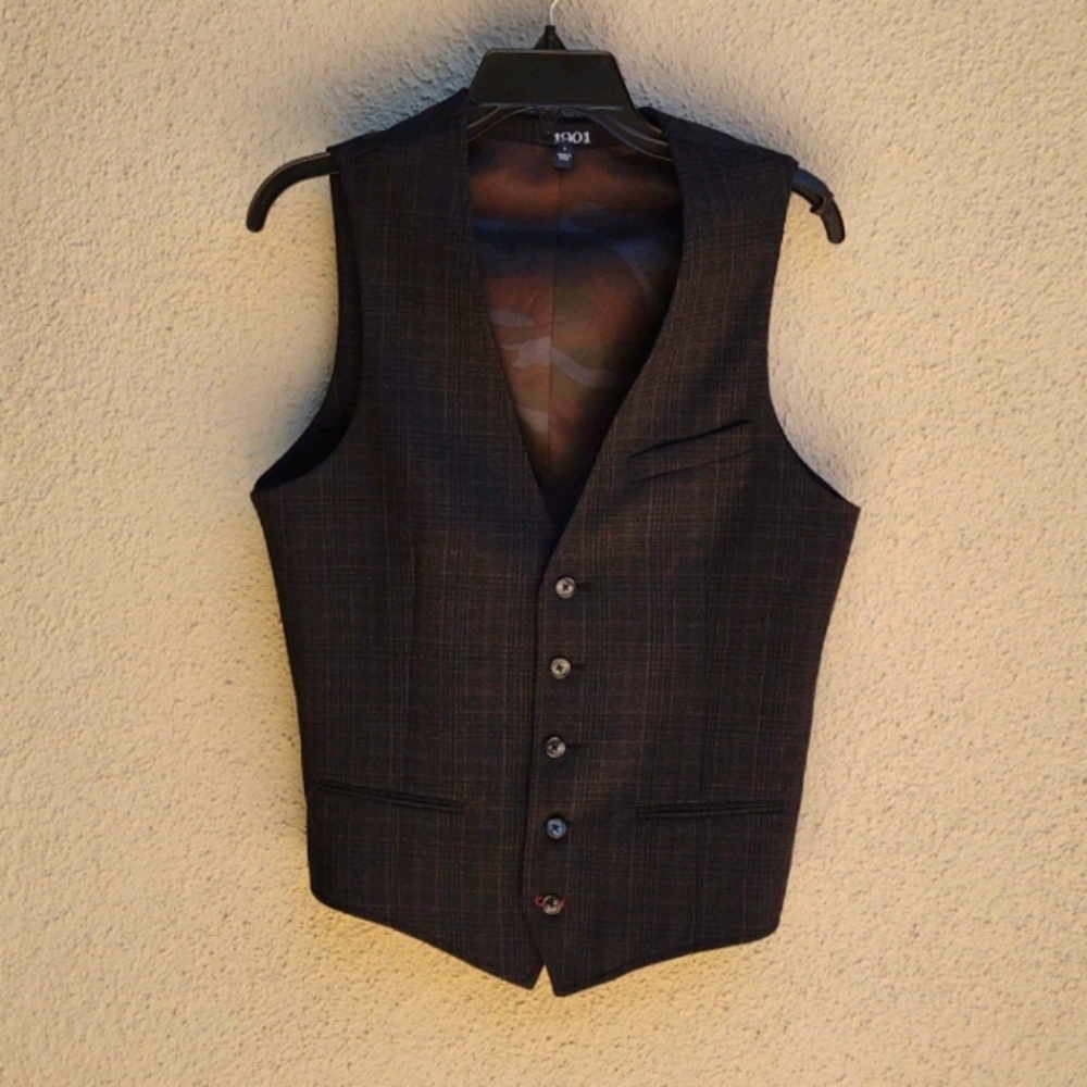 1901 Vest with camo lining